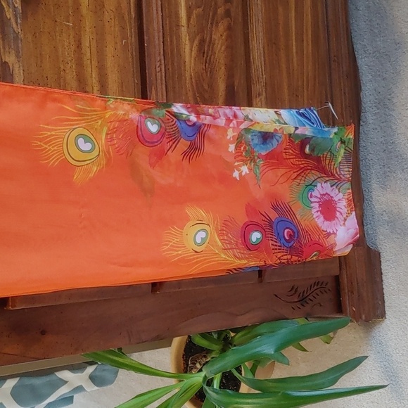NWT Kultura Vibrant Orange Floral Peacock Scarf - Picture 5 of 8